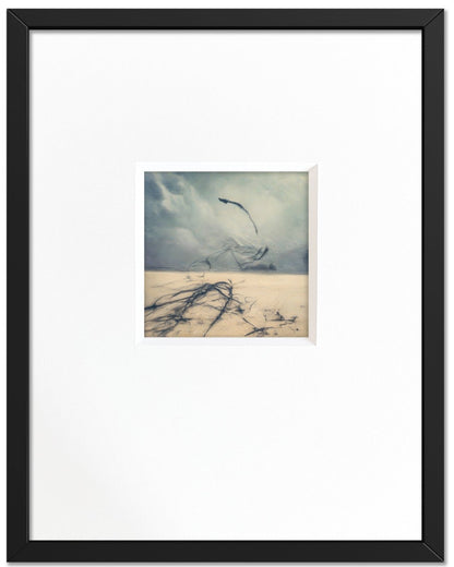 La mer dessine en douce - Photographie d’art en noir et blanc en édition limitée à collectionner - Jef Baecker